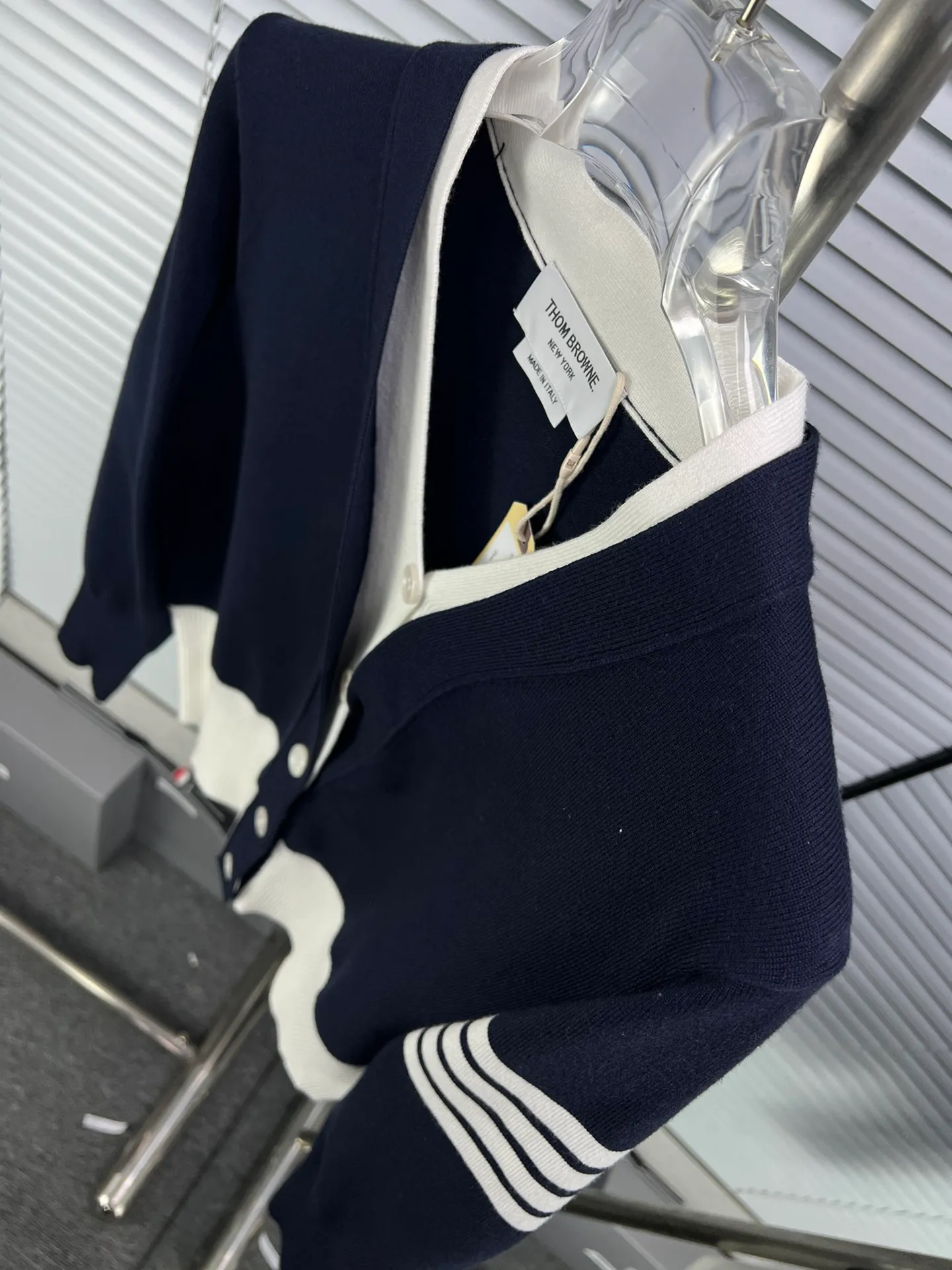 TB 𝐃𝐞𝐭𝐚𝐢𝐥 ： v ， ， ， YI ， ， te ， ， ， ， ：Gray White Blue Sizes：123